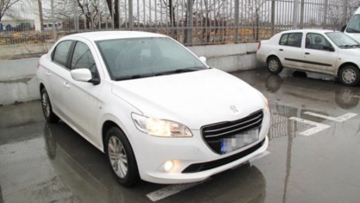 Chinezii negociază achiziţia a 30% din Peugeot Citroen